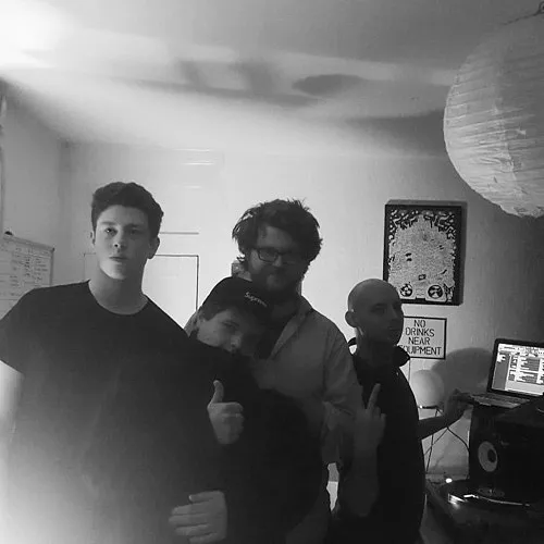 10Twenty Bristol Radio - 05/03/16Session (T-Scale b2b Medallion Man & William)