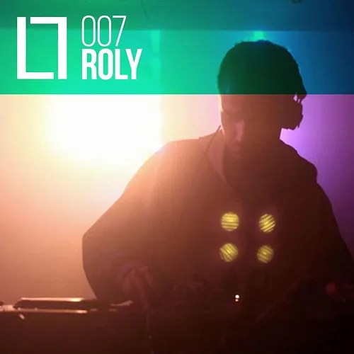 007 - Roly