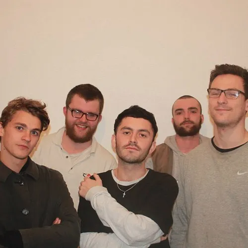 Loose Lips Show (Music Box Radio) - 30/01/17 - w/Cluny MCR