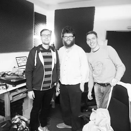 Loose Lips Show (Music Box Radio) - 31/10/16 - w/Zooash & Georg Bigalke